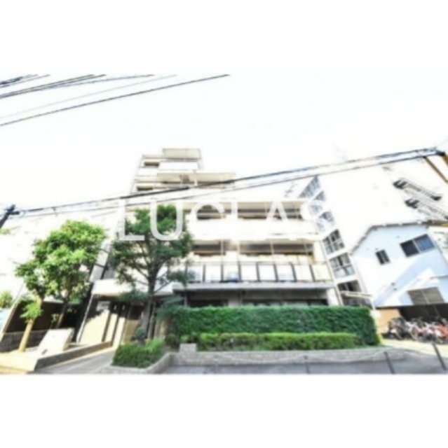 カスタリア新宿七丁目 302号室 外観