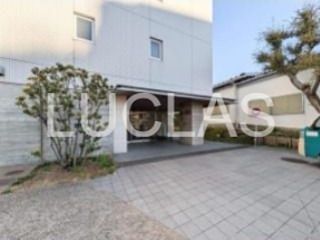 エミリブ下落合 エントランス
