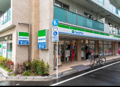 ルーブル椎名町 コンビニ