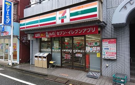 メゾン・ド・カナリ コンビニ