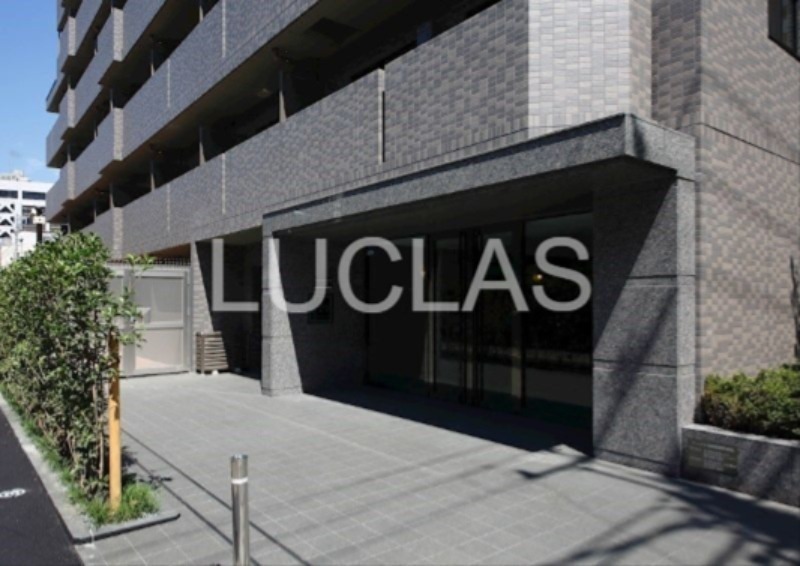 ルーブル高田馬場参番館 エントランス