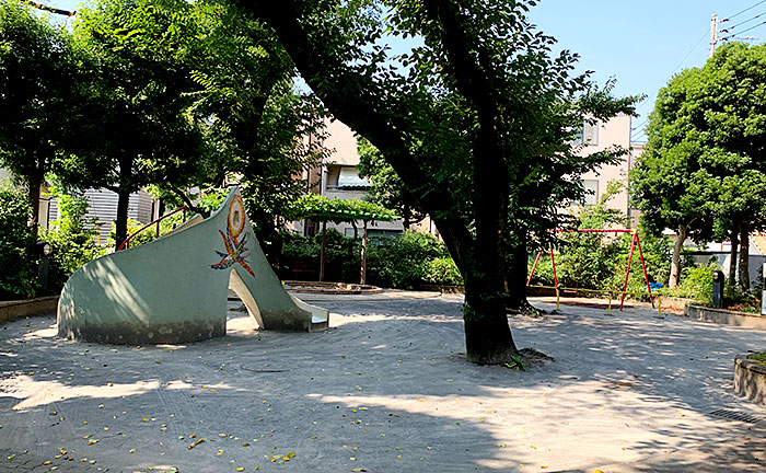 Ｃｅｎｔｅｎａｒｉｏ市谷二十騎町 公園