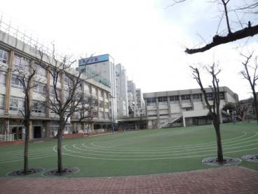センテニアルタワー 小学校