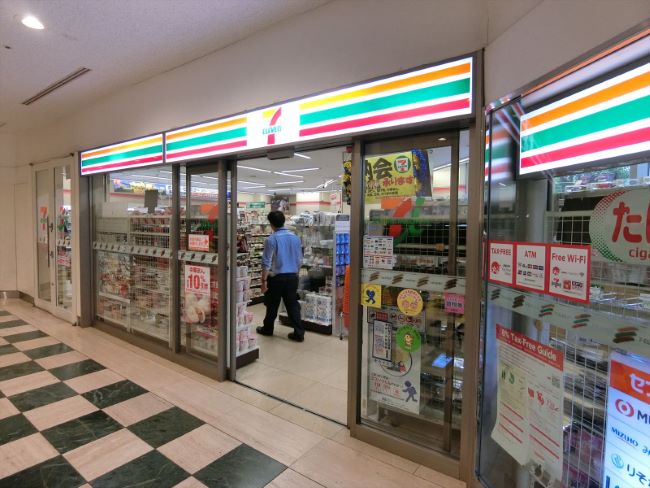 ZOOM月島 コンビニ