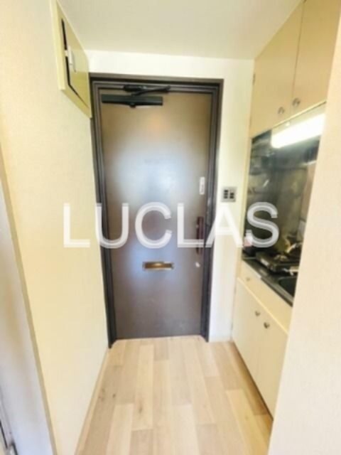 ロジマン西麻布 玄関