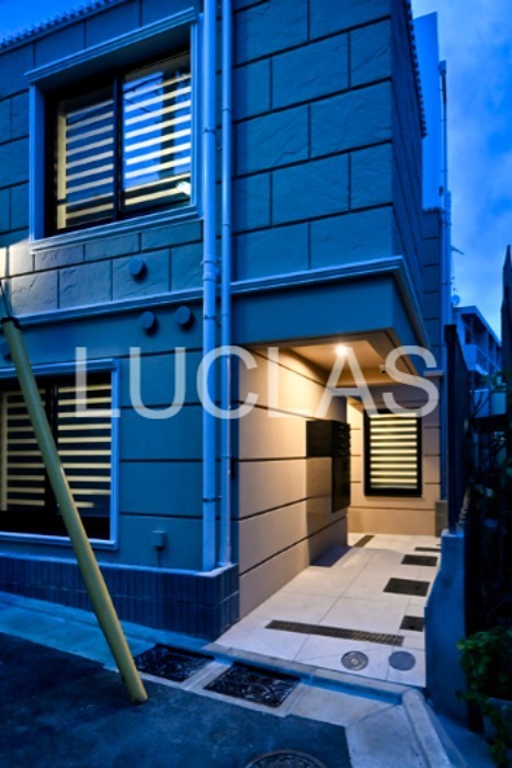 ＨＪ　ＰＬＡＣＥ　ＳＡＳＡＺＵＫＡ エントランス