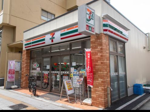 フェニックス西参道タワー コンビニ
