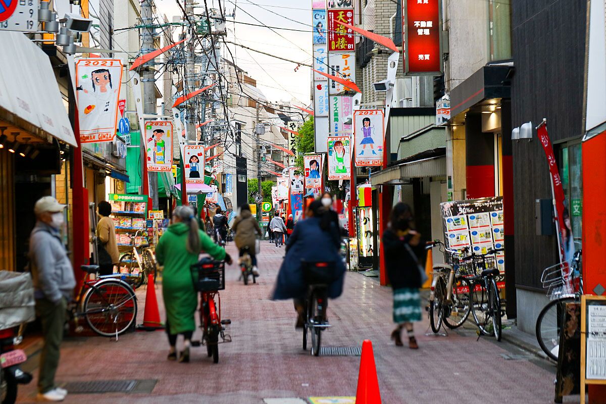 シェル中野弥生町 ショッピング施設
