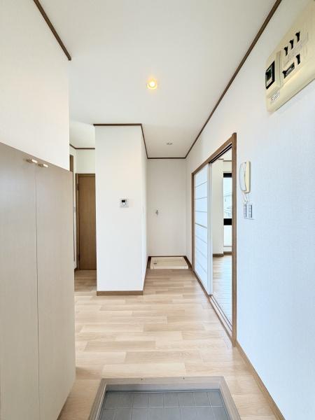 シャトレー茅ヶ崎 玄関