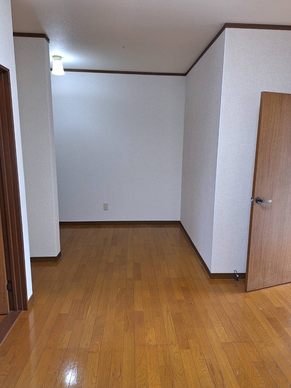 ＳＷＡＮＳ亀岩 リビング