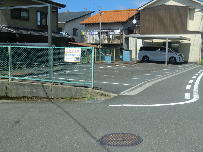 八島通り駐車場 外観