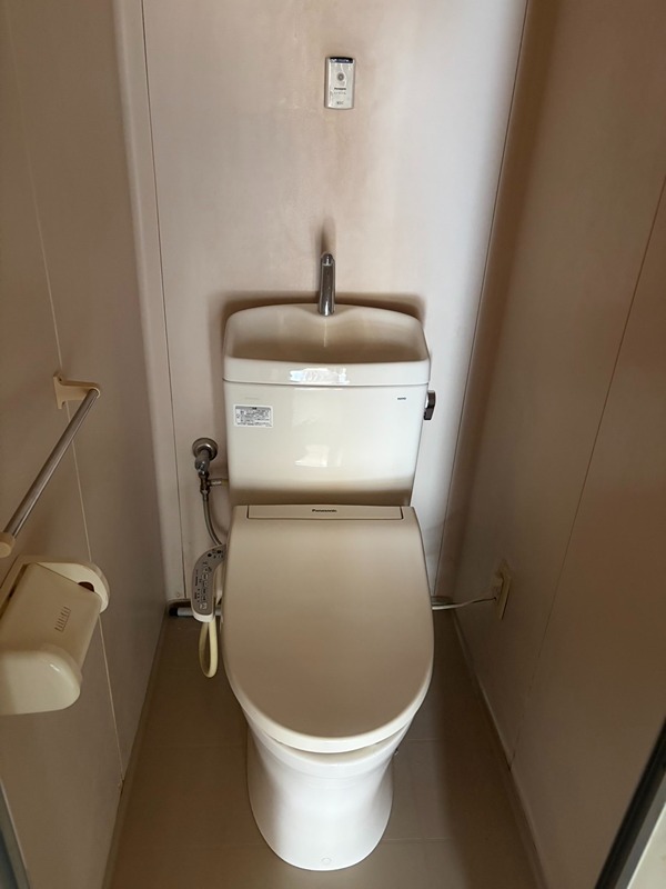 ゴリラ トイレ