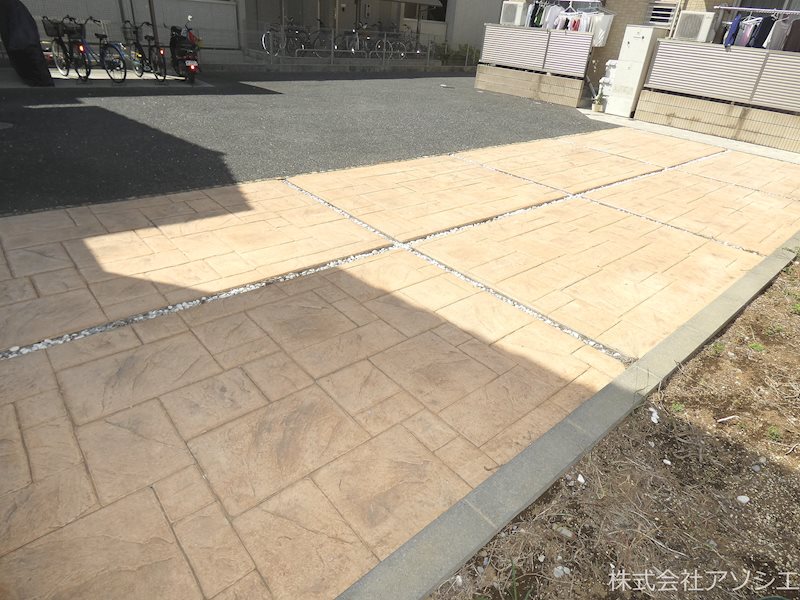 ウィット吉川　B 駐車場