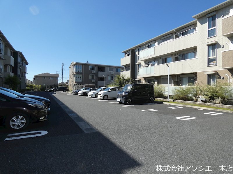 ロイジェントパークス　レイクタウン　Ⅲ　Ｏ 駐車場
