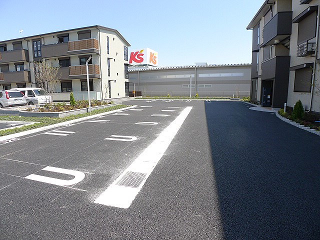 ロイジェントパークス　レイクタウン　Ⅱ　Ｈ 駐車場