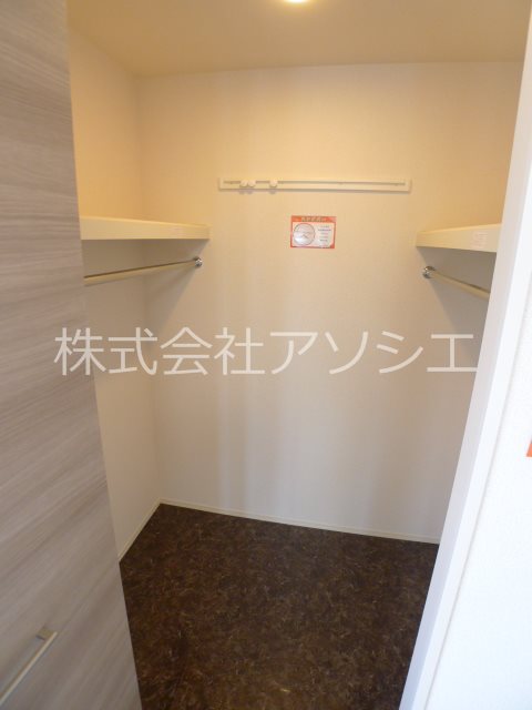 ロイジェントパークス　レイクタウン　Ⅱ　M 収納