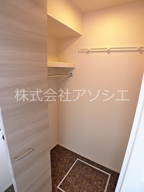 ロイジェントパークス　レイクタウン　Ⅱ　M 収納