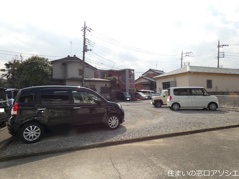 コーポ鈴木　B 駐車場