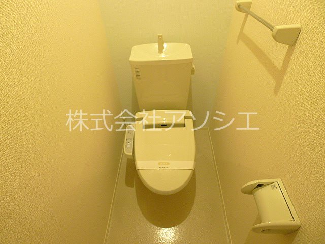 オーパス（越谷市赤山町1丁目） トイレ