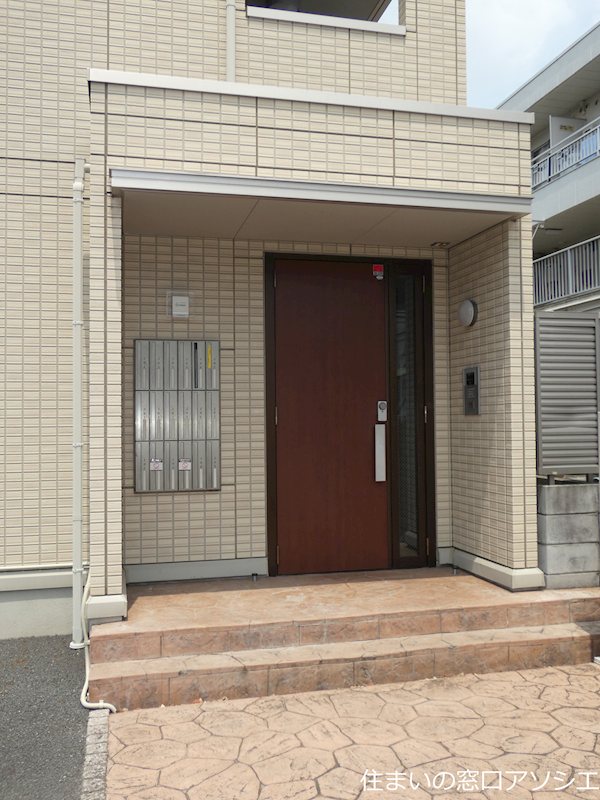 オーパス（越谷市赤山町1丁目） エントランス