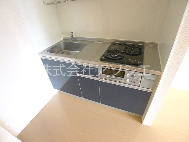 オーパス（越谷市赤山町1丁目） キッチン