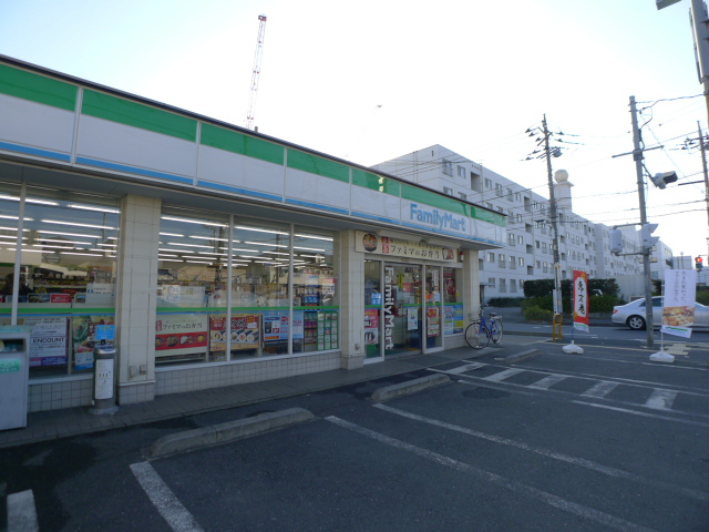 シャルマン南越谷 コンビニ