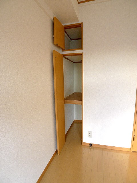 ガーデンヒルズ越谷 収納