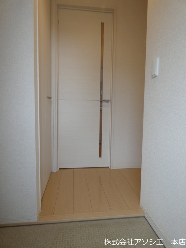 カーサ・セフィーロ 玄関