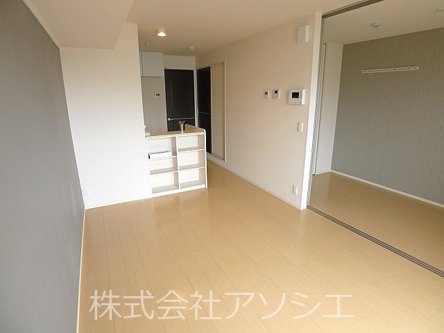 イルソーレ吉川美南　ロッソ リビング