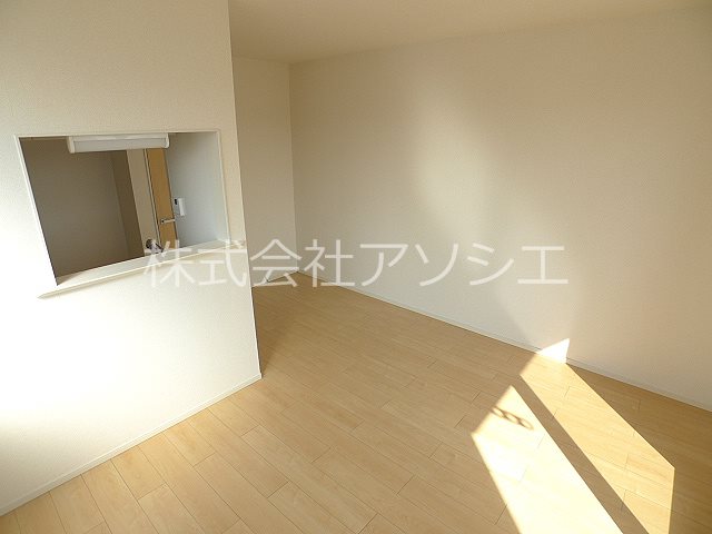 アンジュ　ブリリアンB リビング