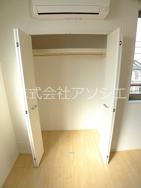 アンジュ　ブリリアンB 収納