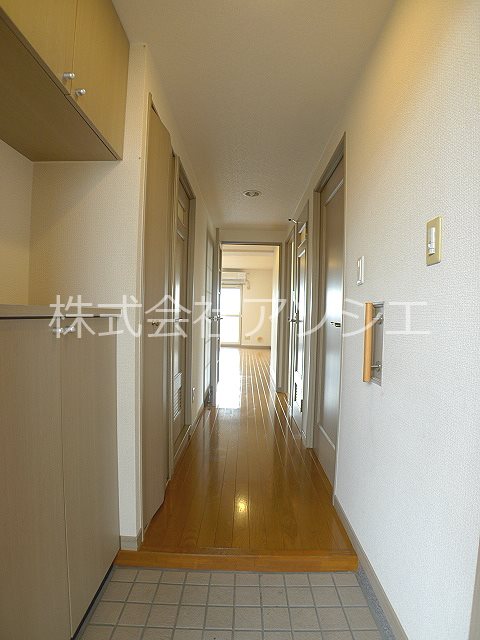 プラチド 玄関