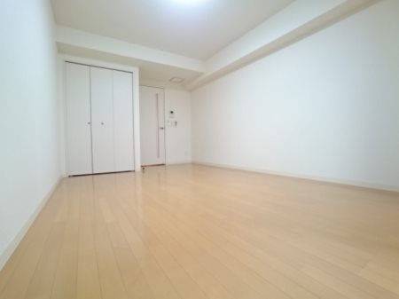 Sakura Building リビング