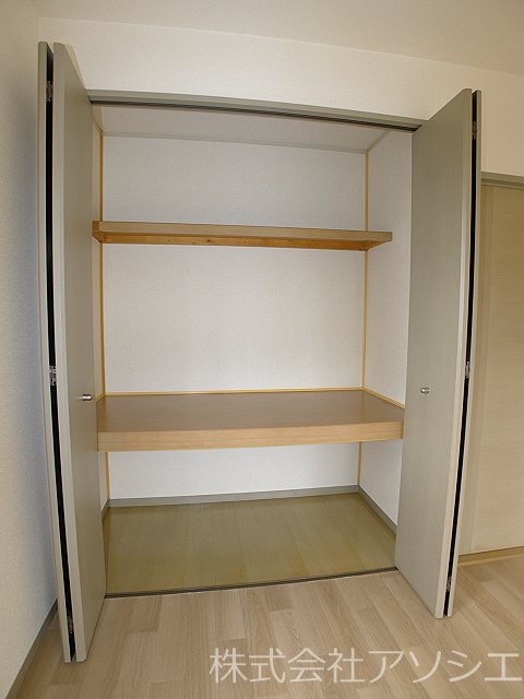 サンライトスクエアⅠ 収納