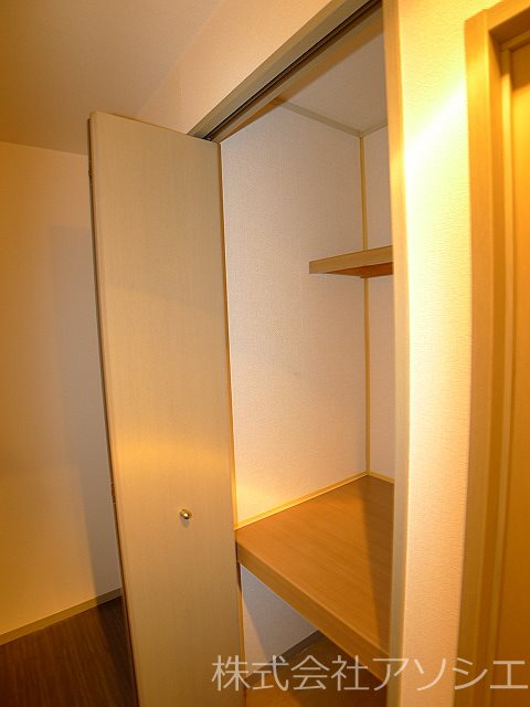 サンライトスクエアⅠ 収納