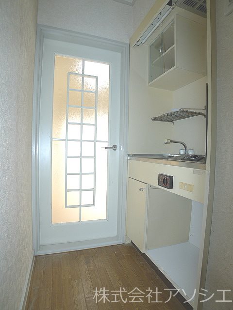 ゼフィランサス吉川 キッチン