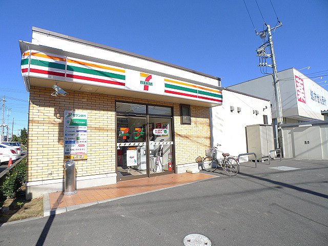 ウインベルソロ越谷第3 コンビニ