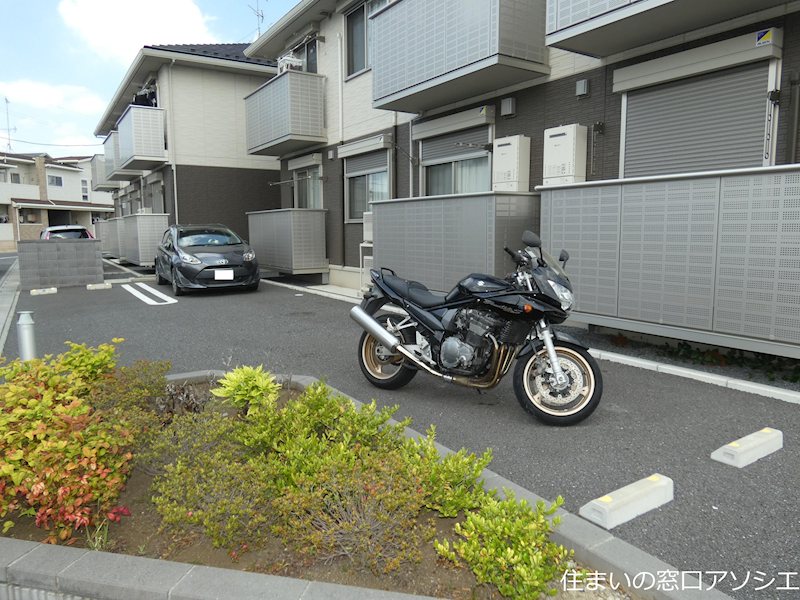アトレ　D 駐車場