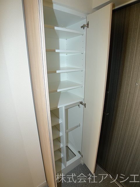N-Stage三郷 収納