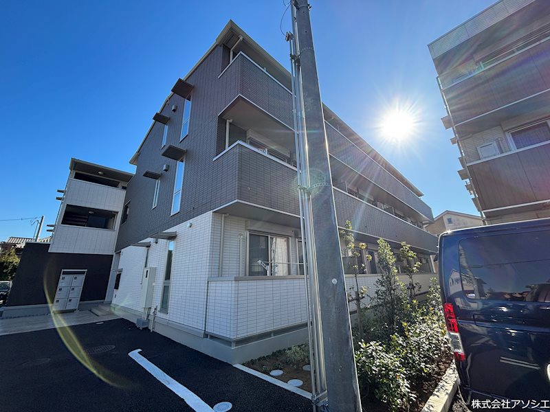 オークリーフ三郷　Ｂ 外観