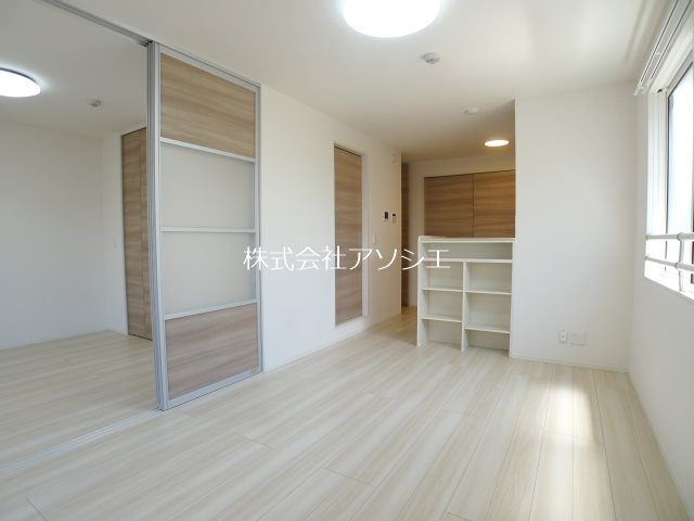 オークリーフ三郷　Ｂ リビング