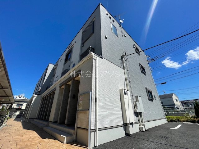 アーバン　グランデ（越谷市袋山） 外観