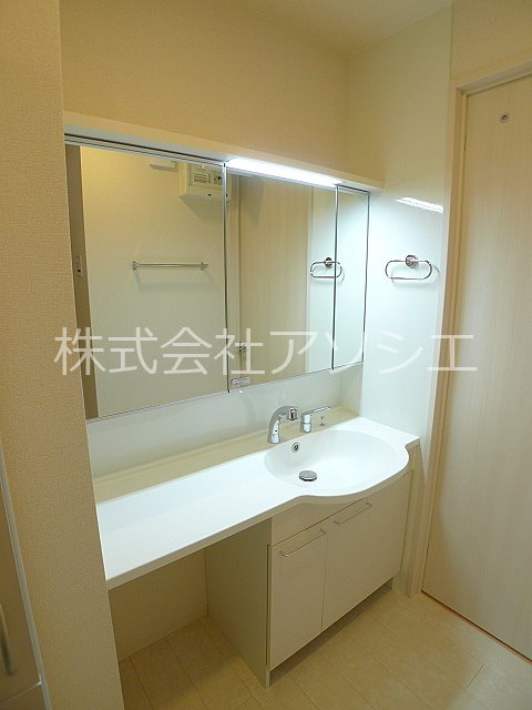 ロイジェントパークス　レイクタウン　Ⅱ　B 洗面所