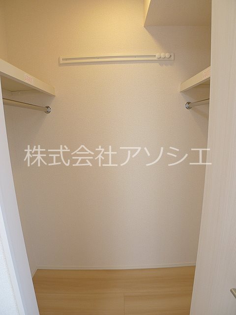 ロイジェントパークス　レイクタウン　Ⅱ　B 収納