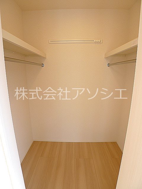 ロイジェントパークス　レイクタウン　Ⅱ　B 収納