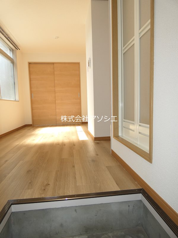 北越谷フラット 玄関