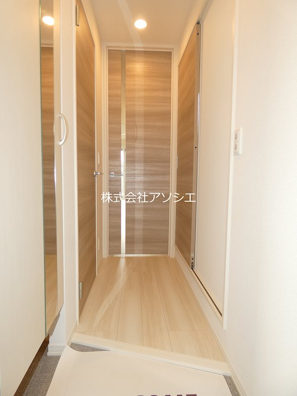 ルピナスV 玄関