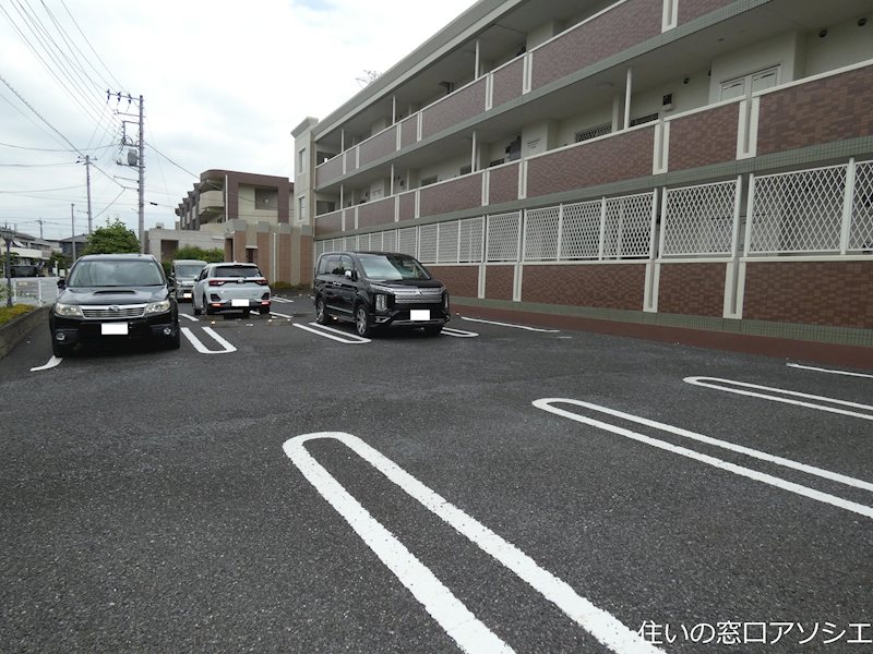 ヒル　フィールド　ブリーズ館 駐車場