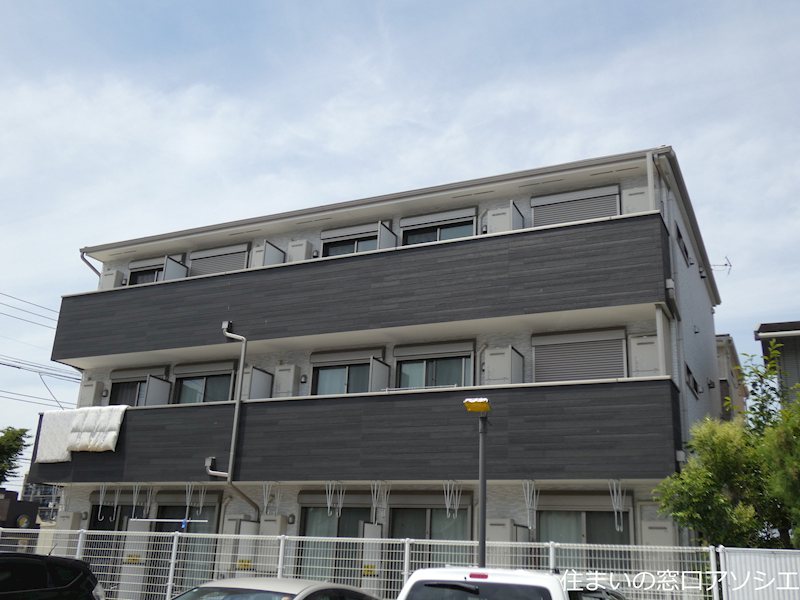 ウエストガーデン吉川高富Ⅱ 外観