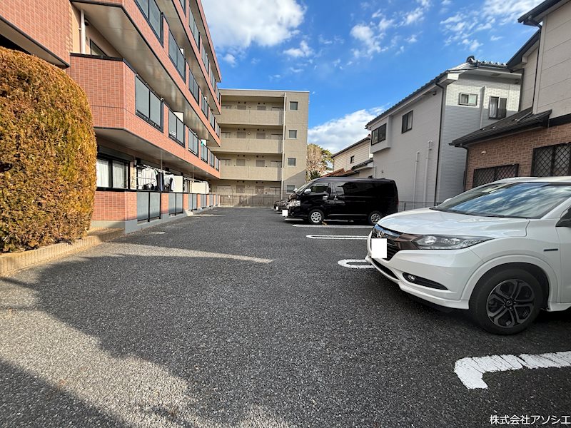 アビタシオン早稲田 駐車場